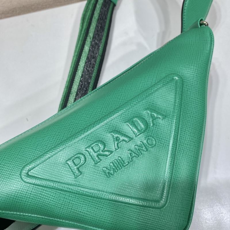 Pra*a triangle pouch